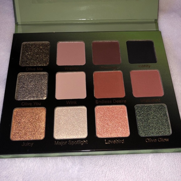 Violet Voss Olive You Forever Palette - Picture 11 of 16